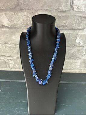 Vintage Natural Lapis Lazuli Chip Stone Necklace